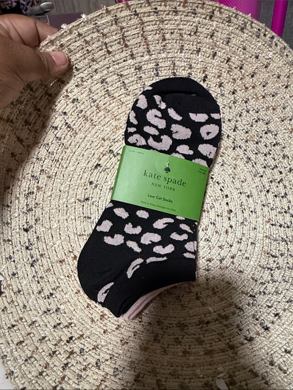 kate spade 3pairsBlack Socks with Light Pink Leopard Print
